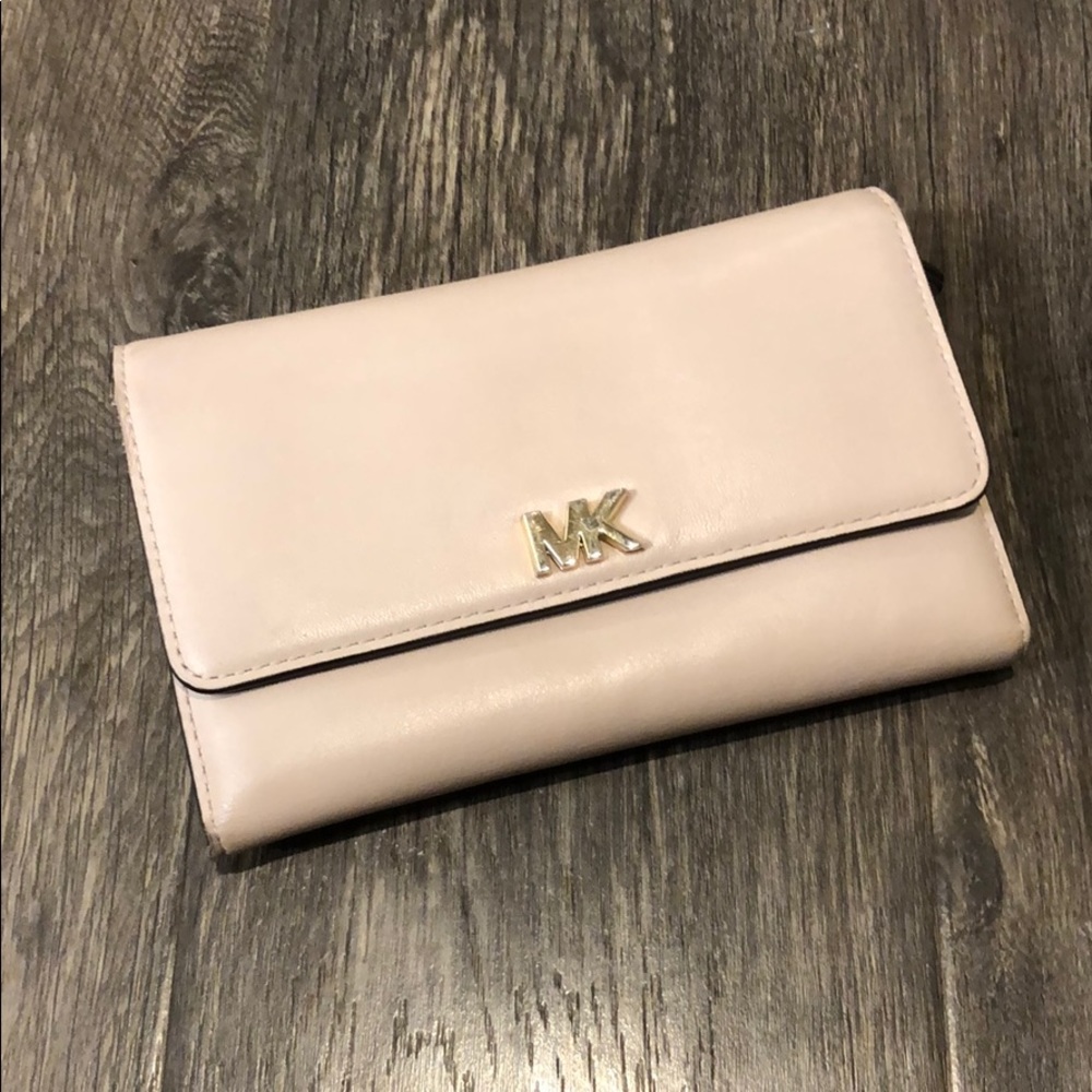 Michael Kors wallet